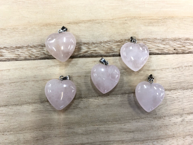 Colgante Corazón Cuarzo Rosa 2 cm